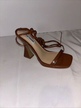 Steve Madden Cognac Lace-Up Block Heel Sandal Size 8.5M